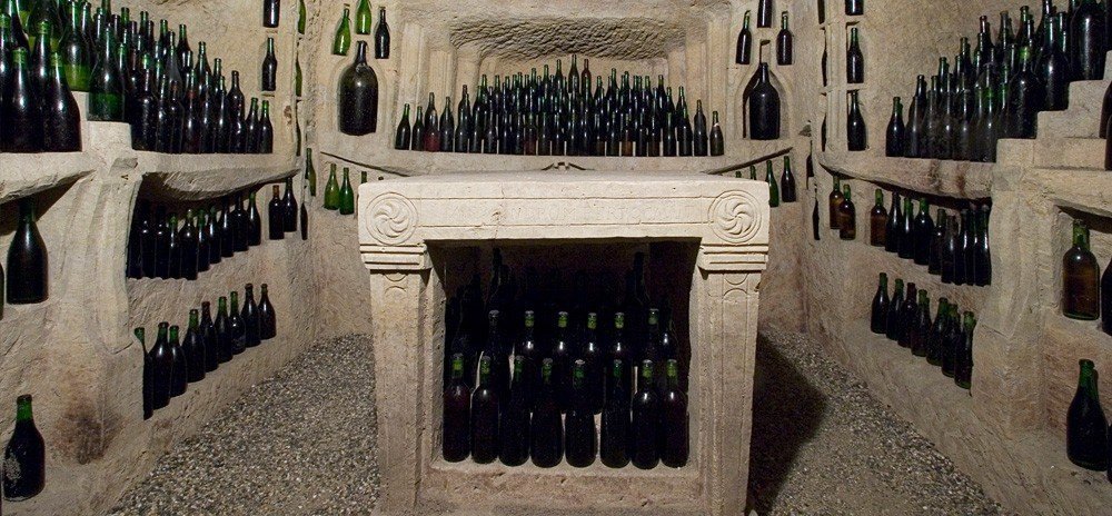 cantina scavata nel tufo